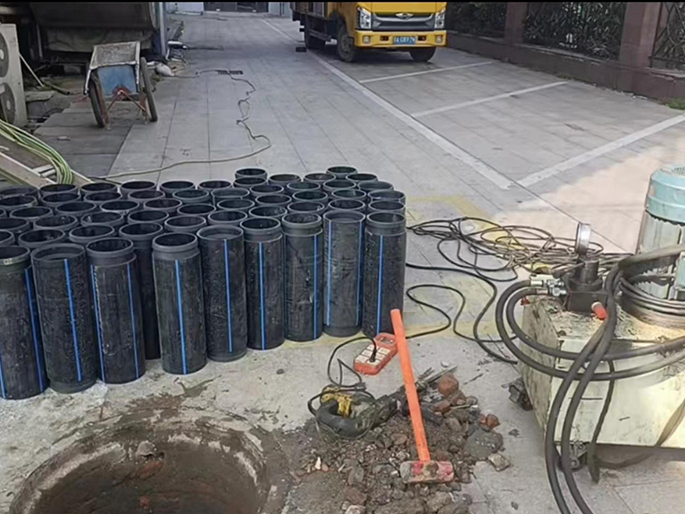 靖安PE置换管厂家 DN315置换管 非开挖管短管置换